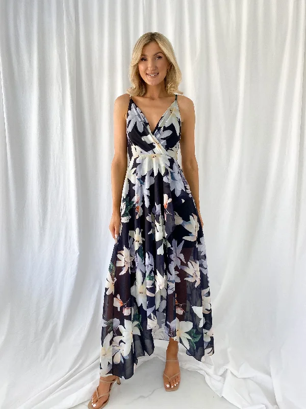 "Sequined dresses for women to shine at parties"Daisy Floral Maxi Dress - Black