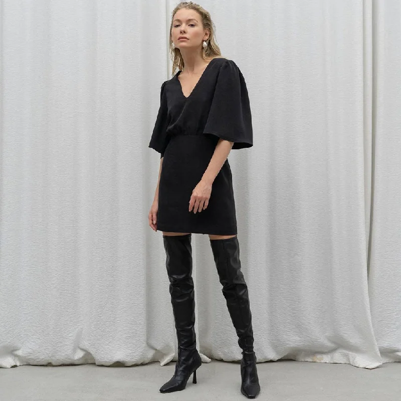 machine washable mini dressesSimple Style V Neck Puff Sleeve Little Black Mini Dress - Black machine washable mini dressesSimple Style V Neck Puff Sleeve Little Black Mini Dress - Black
